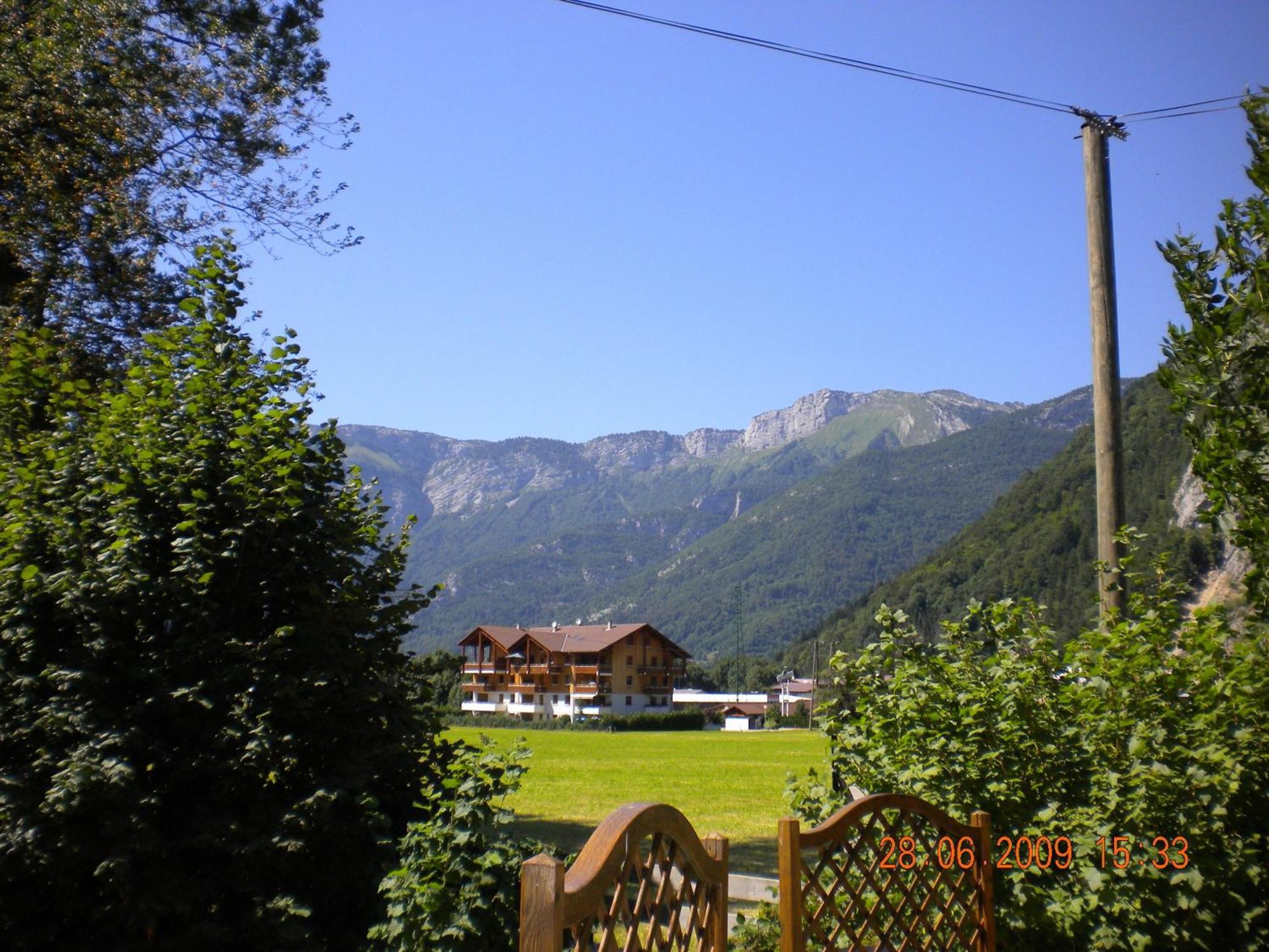 Gite Les Mesanges Thones Exterior photo